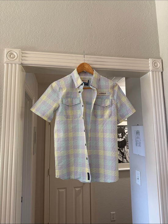 Magellan Outdoors Other - Magellan Short Sleeve Fishing Plaid Button-Up Shirt in Pastel Youth Size Large